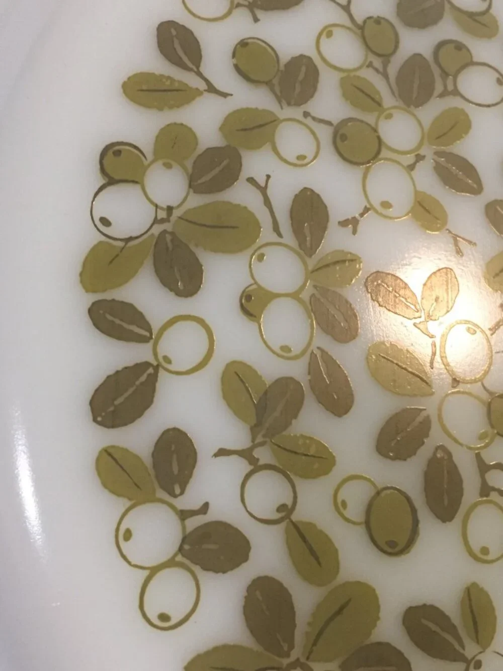 Pyrex Verde Olive Green Lid 945C for 2.5 Quart Oval Casserole Dish -Replacement